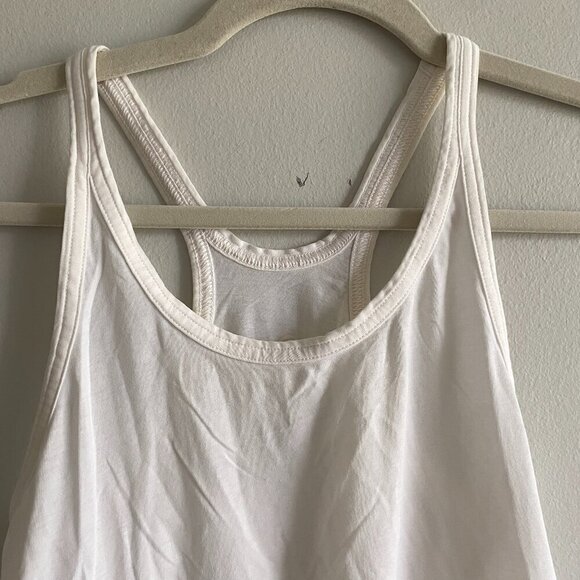LULULEMON White Racerback t-Back Scoop Neck Tank Top Size  4 - Picture 2 of 9